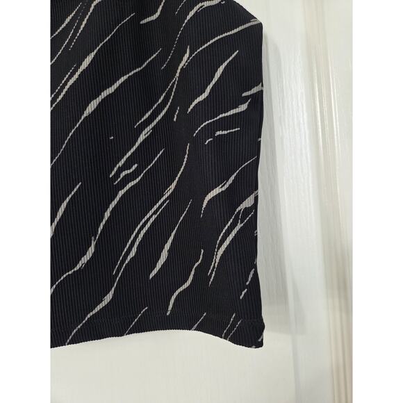 Glyder Black Streaking Tiger Pure Bra Sports Light Impact Cami, Plus Size 3X - Picture 7 of 10